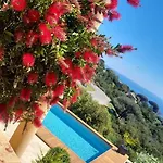 Les De Pietra Rossa * 巴斯蒂亚