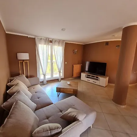 Les De Pietra Rossa Bastia (Corsica)