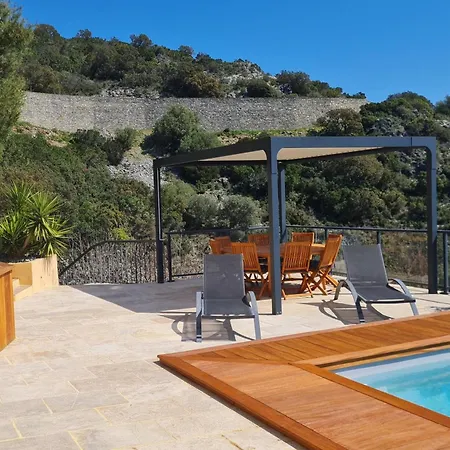 Les De Pietra Rossa * Bastia (Corsica)