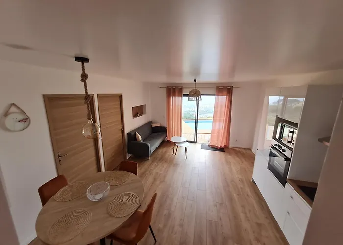 Les De Pietra Rossa *